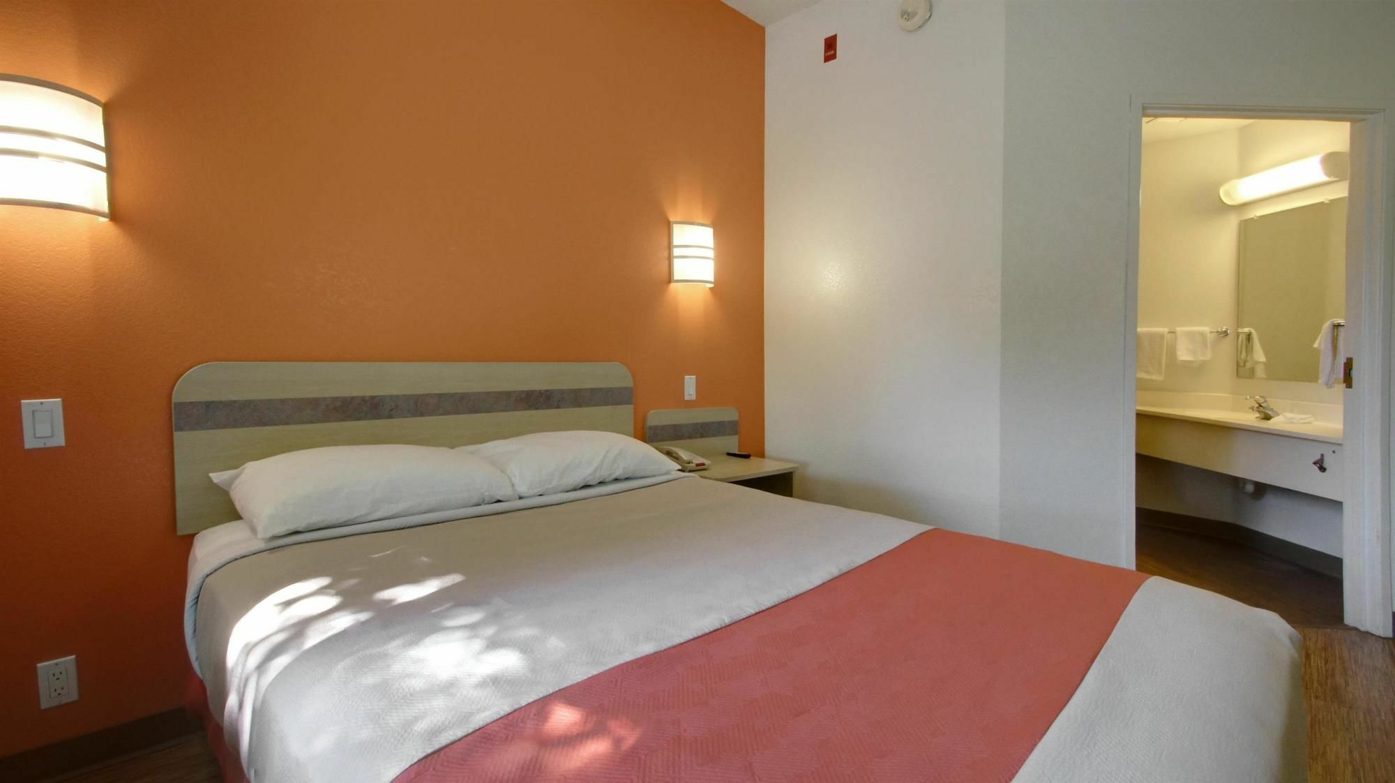 Motel 6 Lehi, Ut - Thanksgiving Point מראה חיצוני תמונה