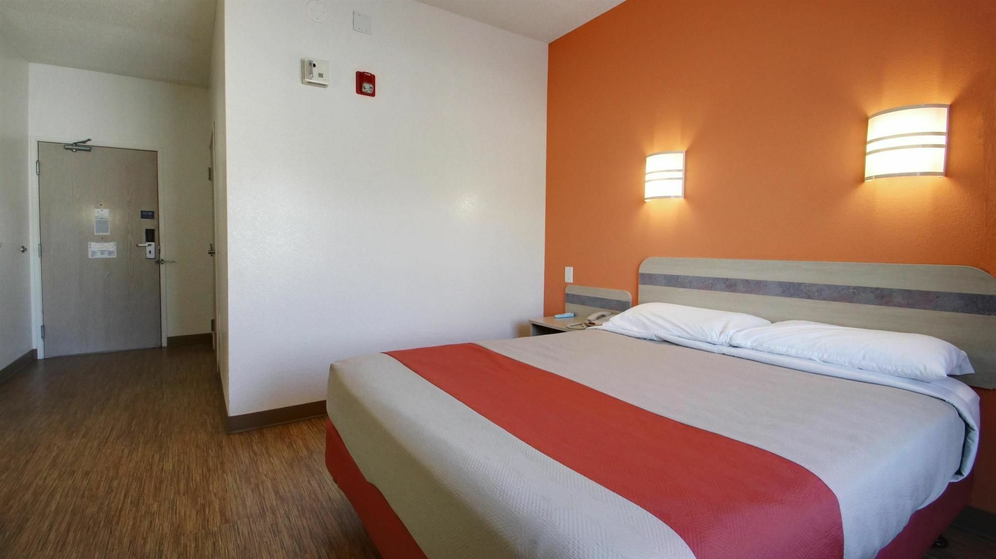 Motel 6 Lehi, Ut - Thanksgiving Point מראה חיצוני תמונה