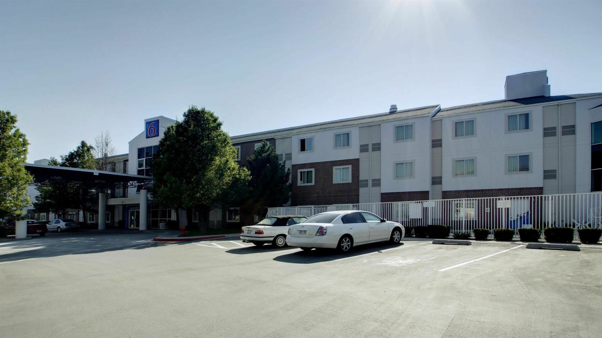 Motel 6 Lehi, Ut - Thanksgiving Point מראה חיצוני תמונה